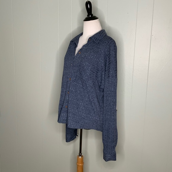 NWT Fashion Nova Blue Button Down Blouse XL - Picture 4 of 15